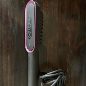 TYMO hair styler . Hair straightener